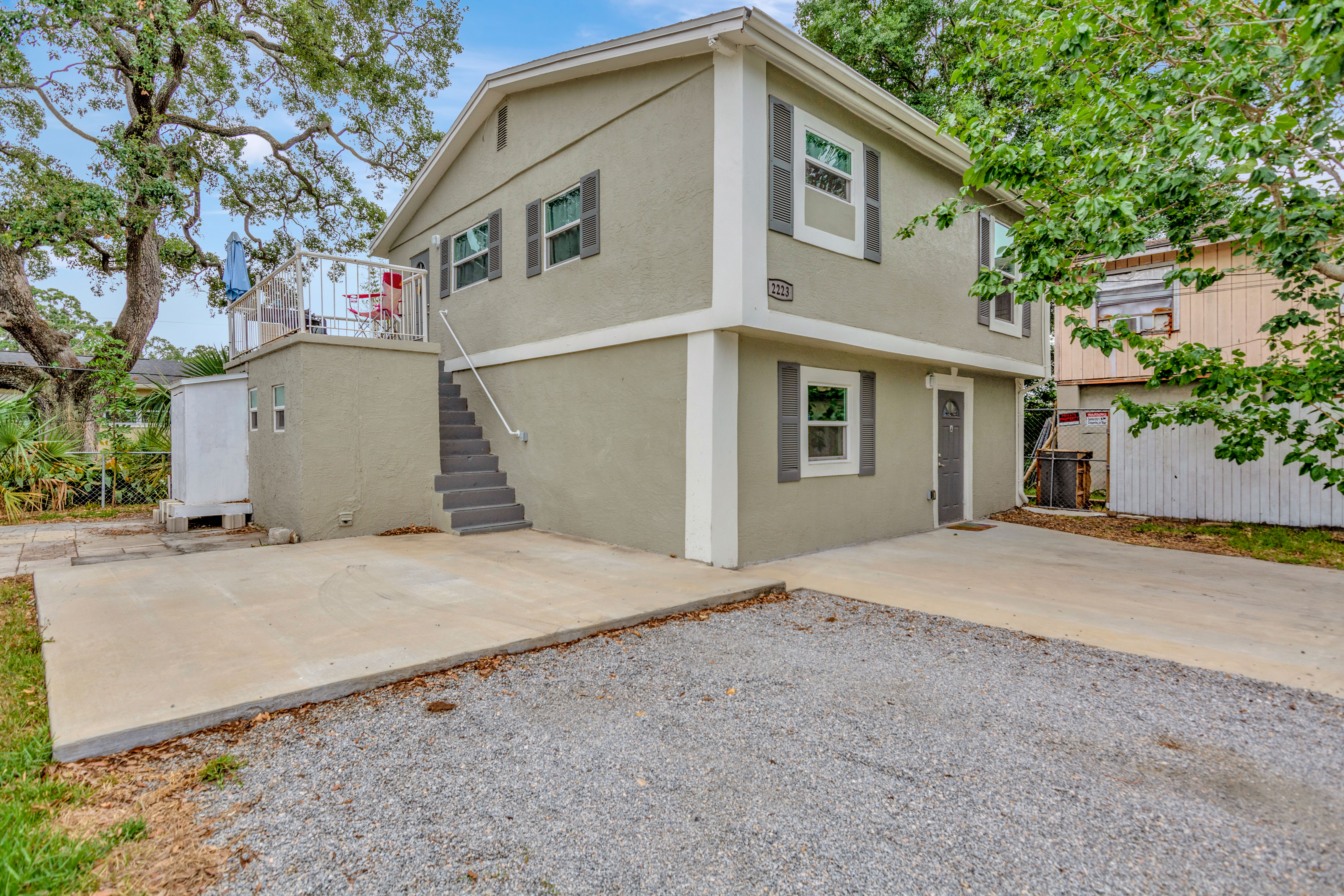 Gordon St property exterior